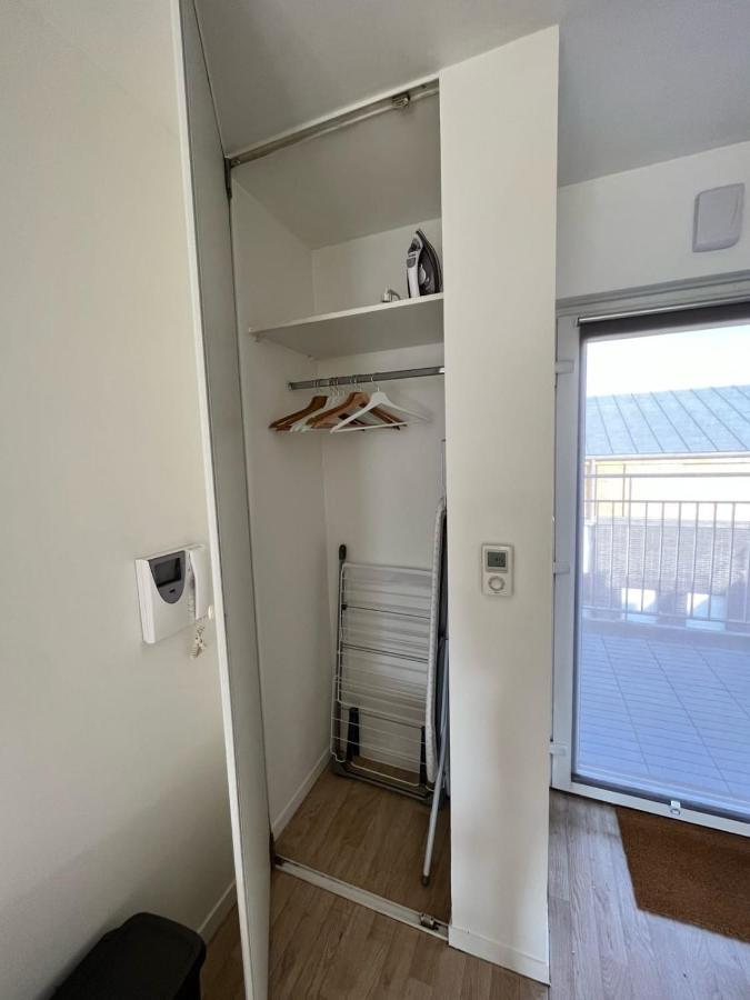 Modern And Bright Apartment Near Paris Ла Курньов Екстериор снимка